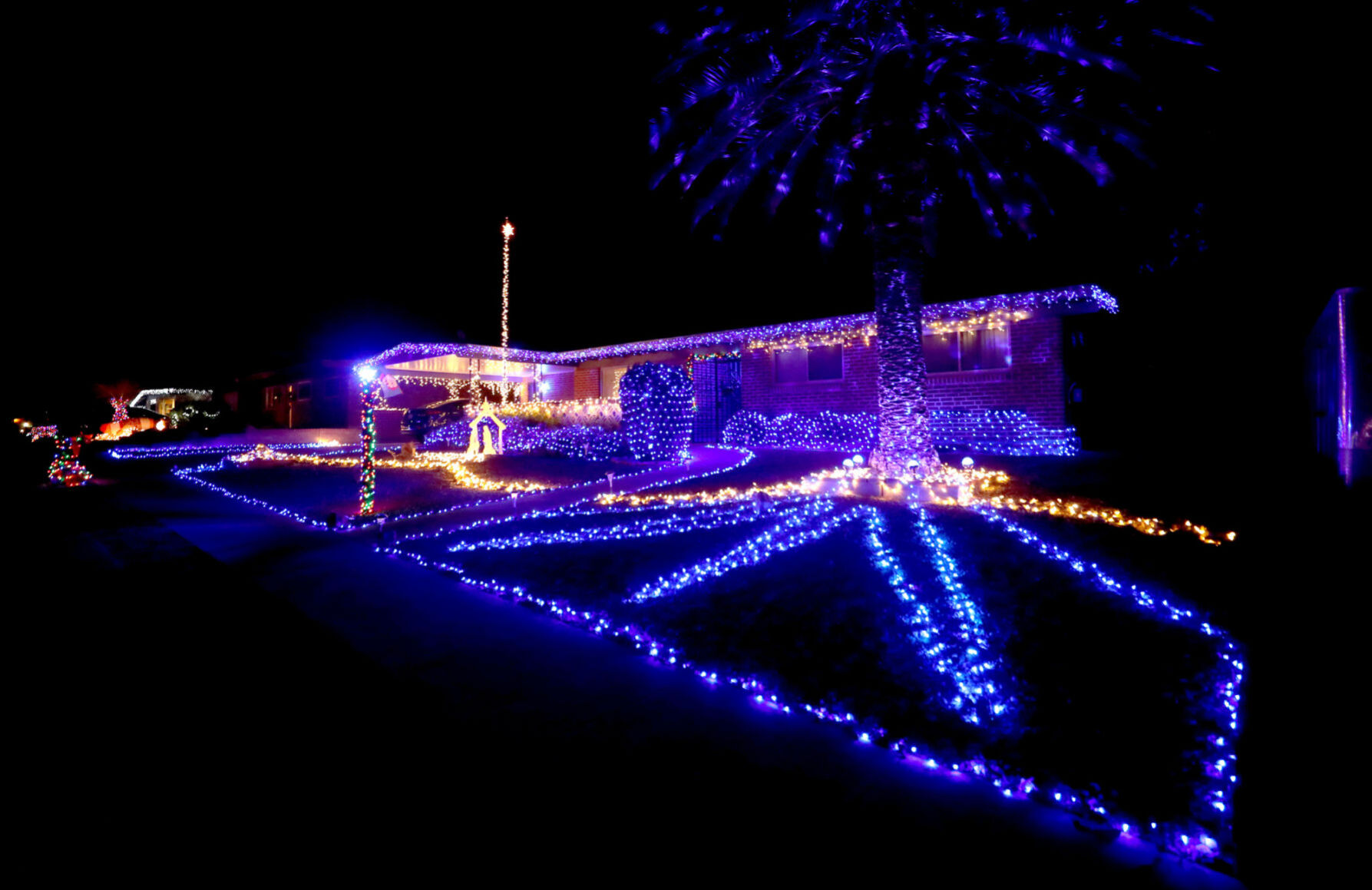 Christmas lights at homes in Tucson, 2020